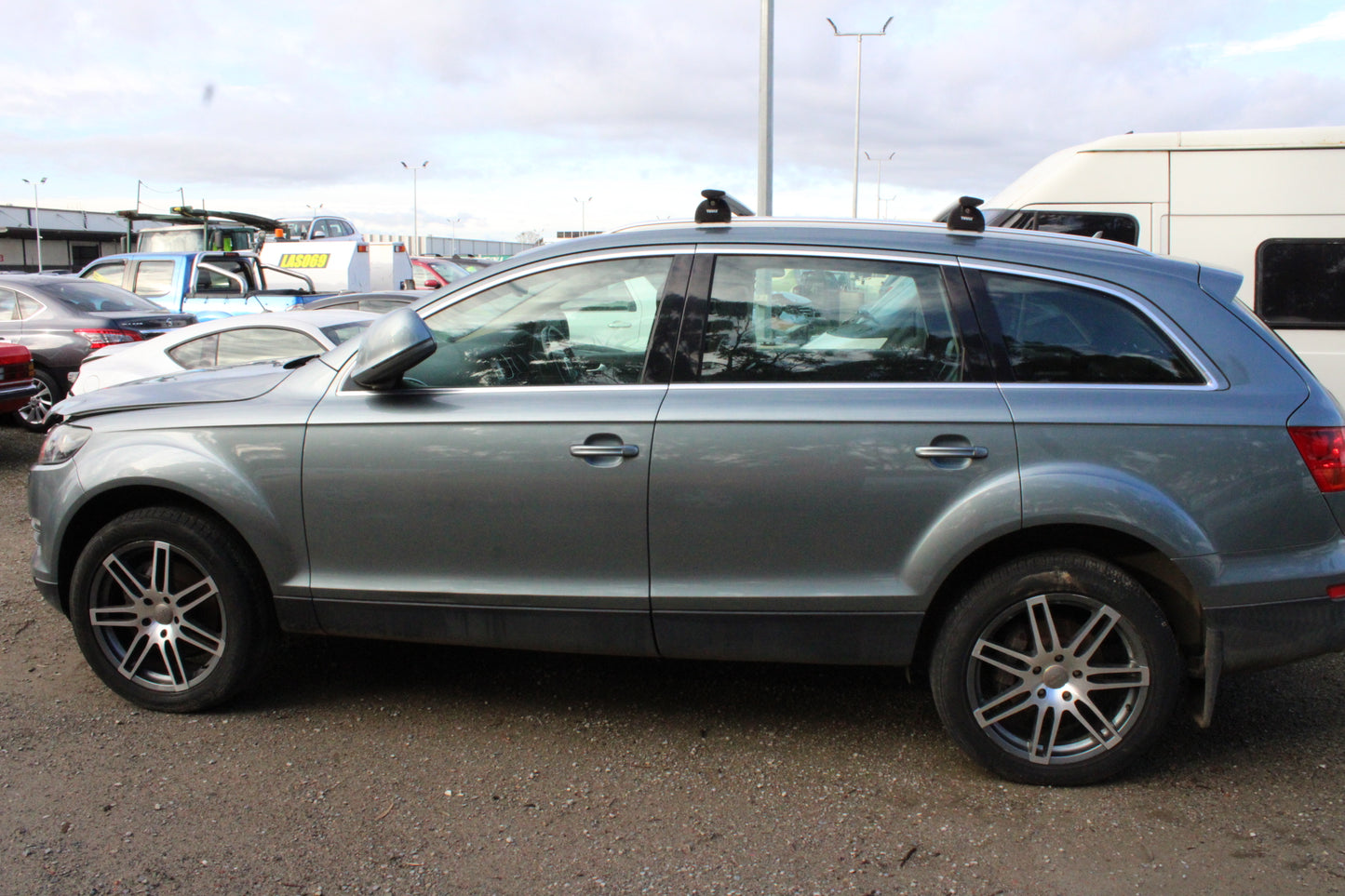 2008 AUDI Q7 RIGHT REAR DOOR LOCK, 4L, DUAL ROW (7 PIN), P/N 8K0839016, 09/06-11/09 8K0839016 DOOR BOOT GATE LOCK