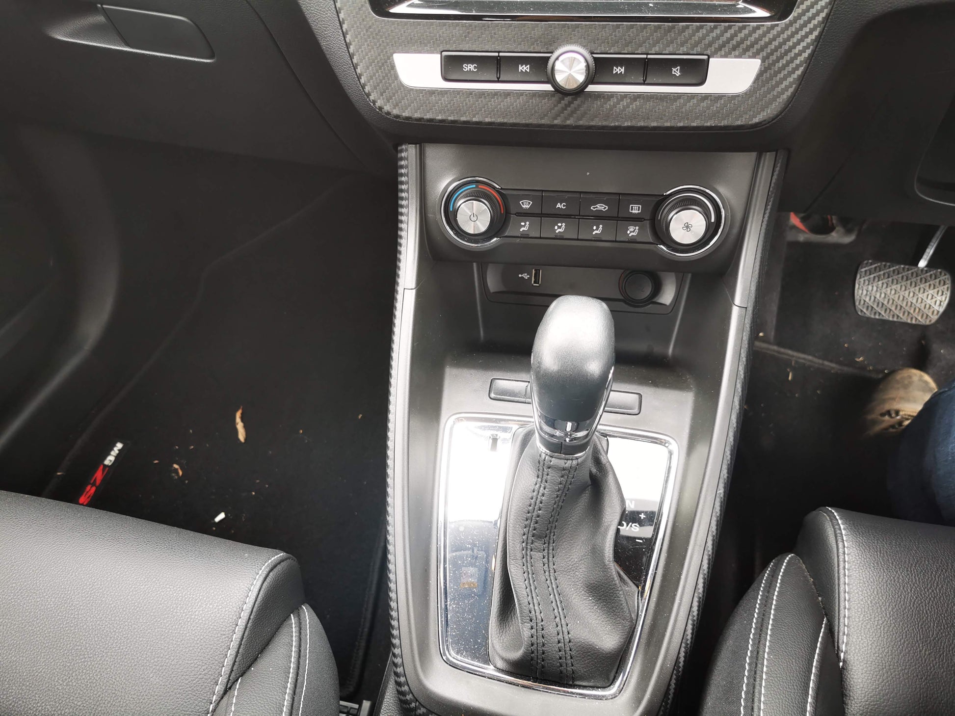 2019 MG ZS IN BODY, AZS1, ZS TYPE, 09/17-  LEFT TAILLIGHT