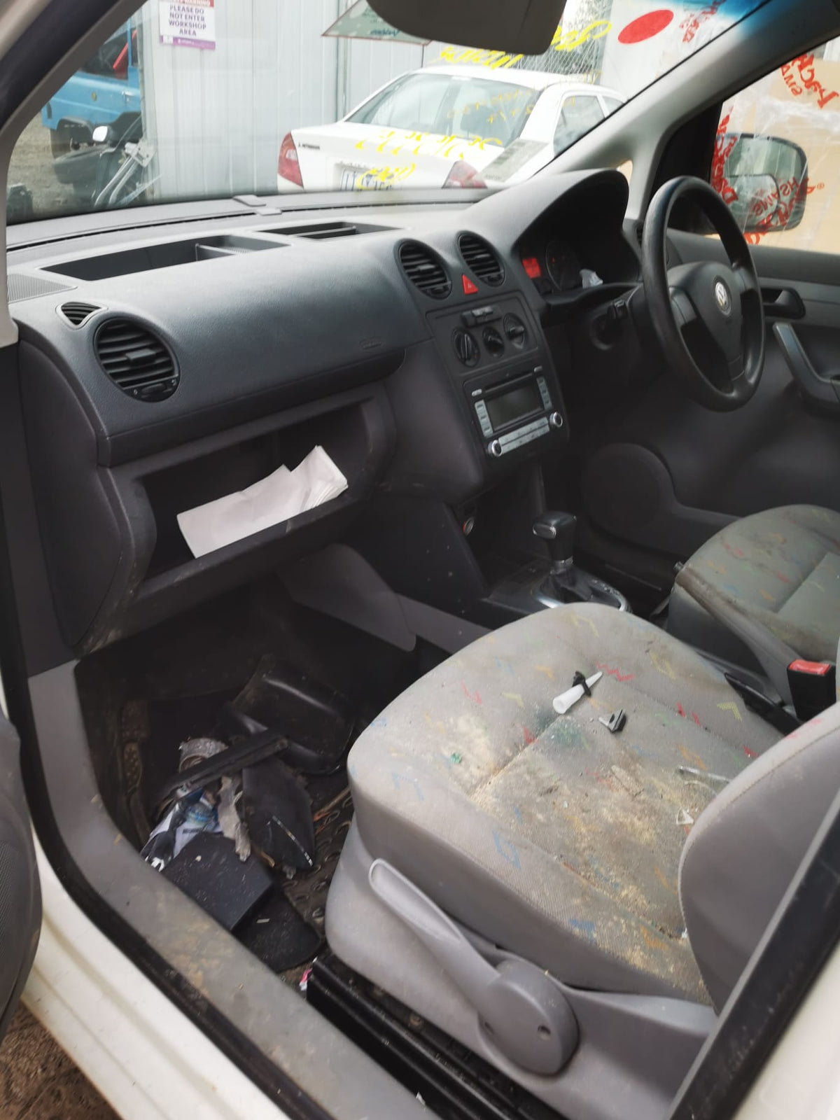2008 VOLKSWAGEN CADDY DIESEL, 1.9, AUTO T/M, BOSCH, 2K, 12/04-08/10 02E911023L STARTER
