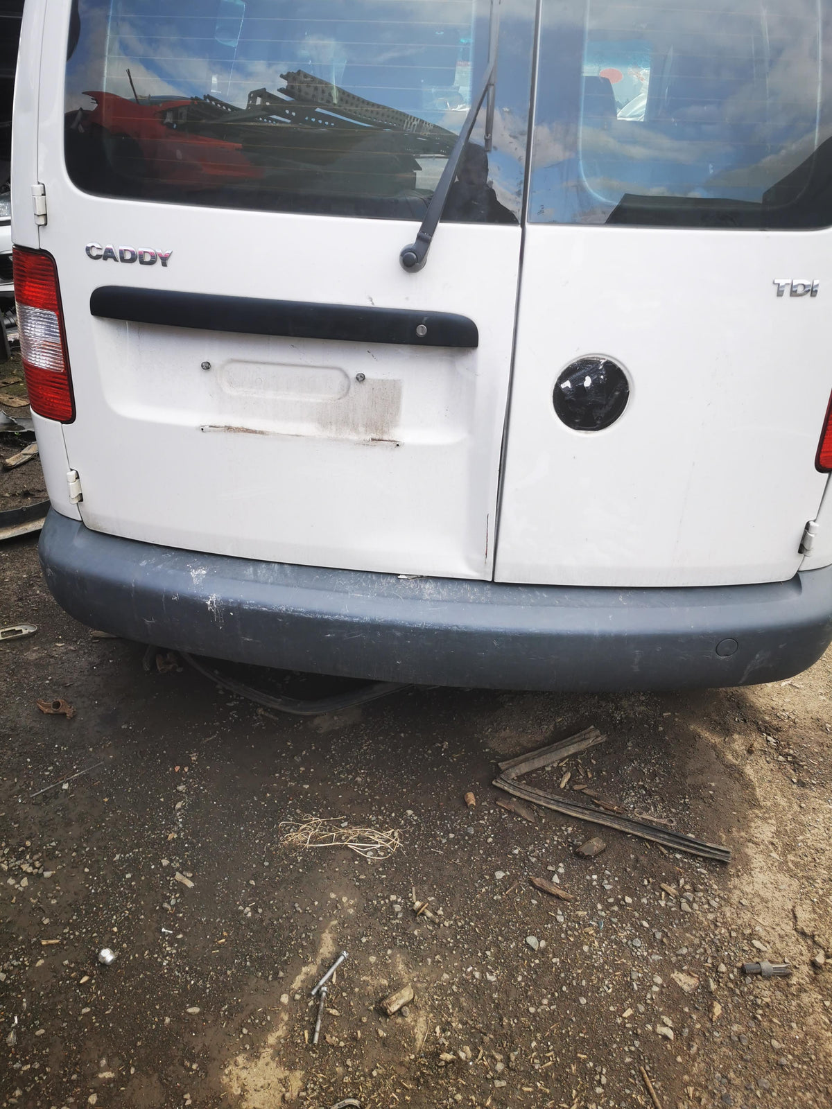 2008 VOLKSWAGEN CADDY 2K, 12/04-08/10 1T0823031D BONNET