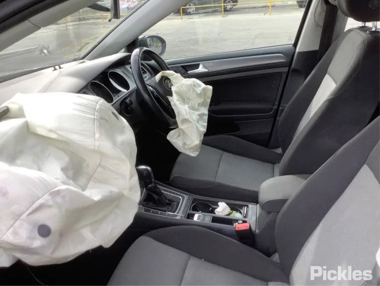 2014 VOLKSWAGEN GOLF LEFT FRONT DOOR LOCK, P/N 5K2837015E, GEN 7, 01/13-08/20  DOOR BOOT GATE LOCK