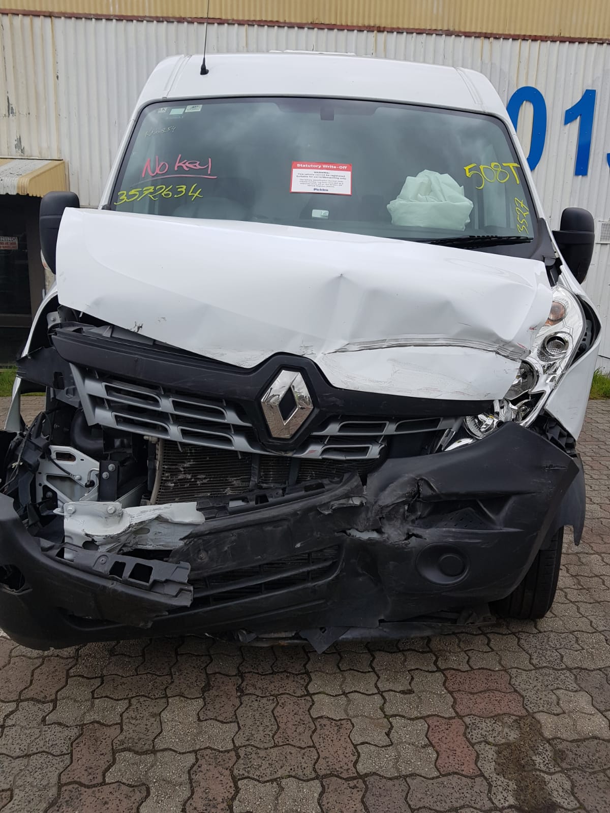 Wrecking 2018 RENAULT MASTER for Used Parts RN0854