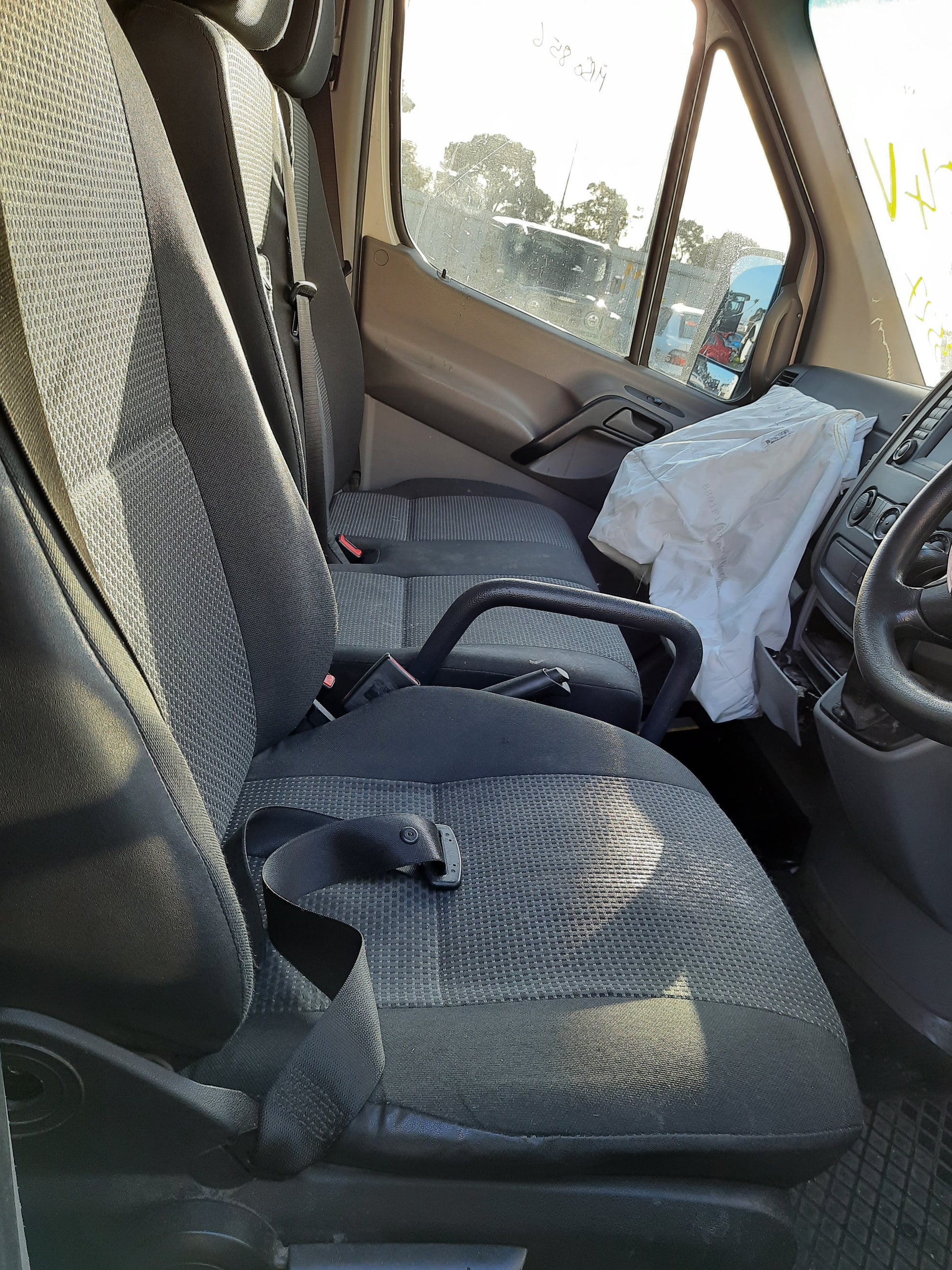 2013 MERCEDES SPRINTER LEFT FRONT DOOR LOCK, NCV3, 10/06-04/18 A9067201435 DOOR BOOT GATE LOCK