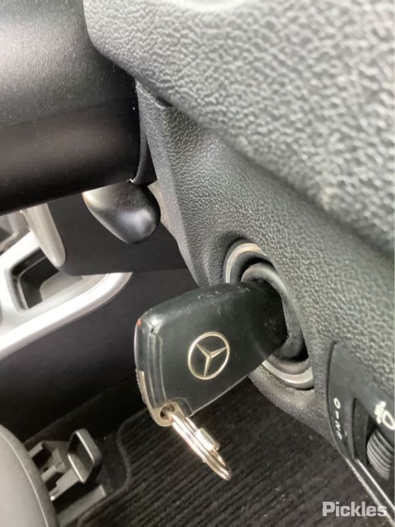 2008 MERCEDES B CLASS W245, 11/05-06/11 A1698201423 COURTESY LIGHT