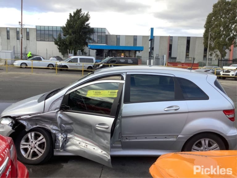 2008 MERCEDES B CLASS W245, STANDARD TYPE, 09/08-06/11 A1698208061 RIGHT HEADLAMP