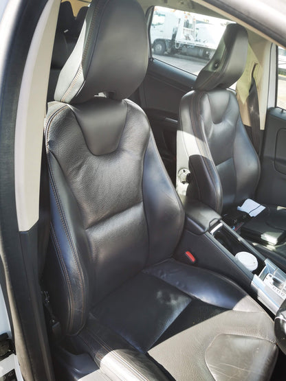 2012 VOLVO XC60 DZ, NON BLIND SPOT INFO SYSTEM TYPE, NON CAMERA TYPE, 02/09-09/13 31371127 LEFT DOOR MIRROR