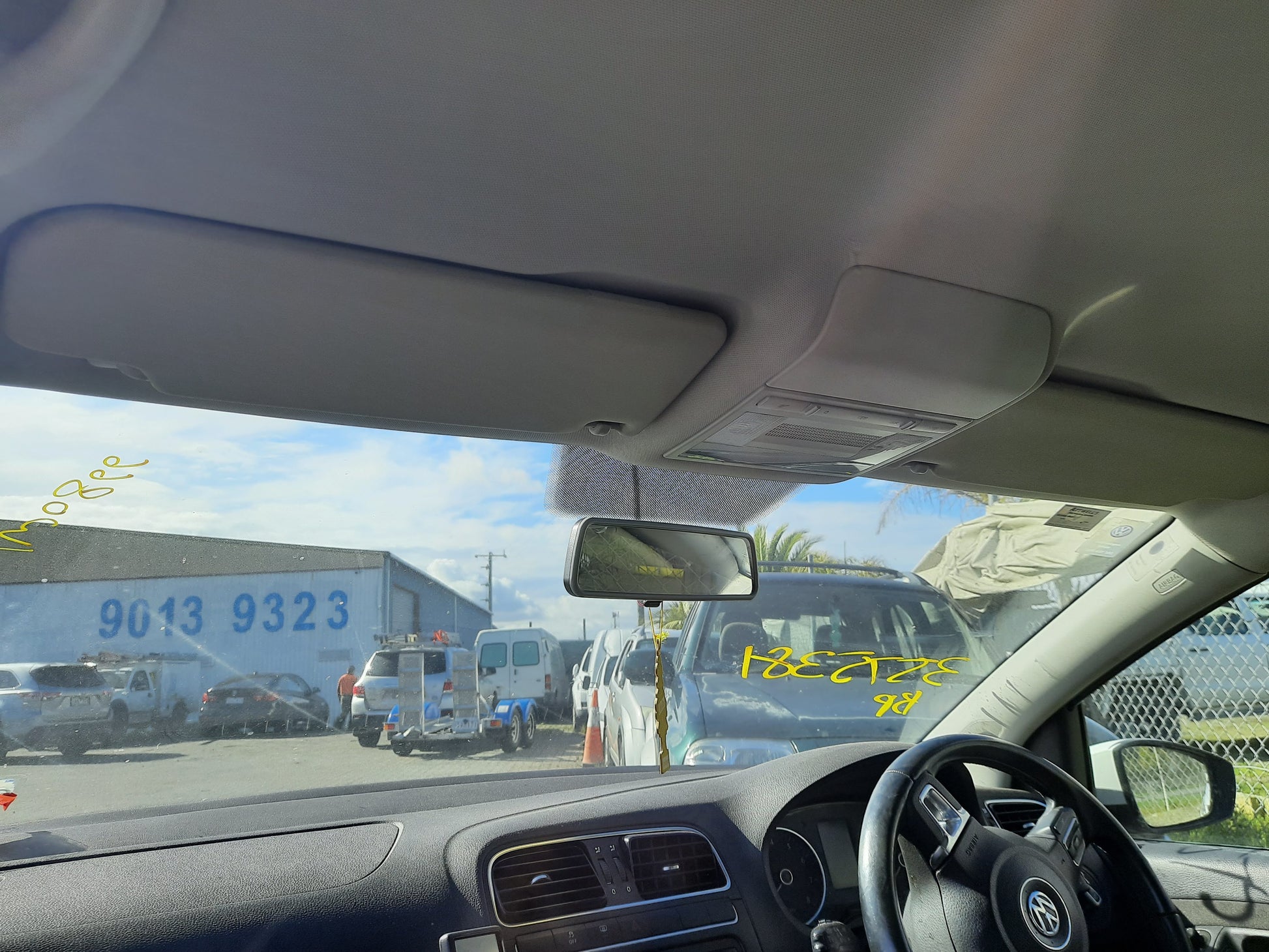 2013 VOLKSWAGEN POLO RIGHT FRONT DOOR LOCK, 6R, P/N 5K2837016H, 05/10-09/17 5K2837016H DOOR BOOT GATE LOCK