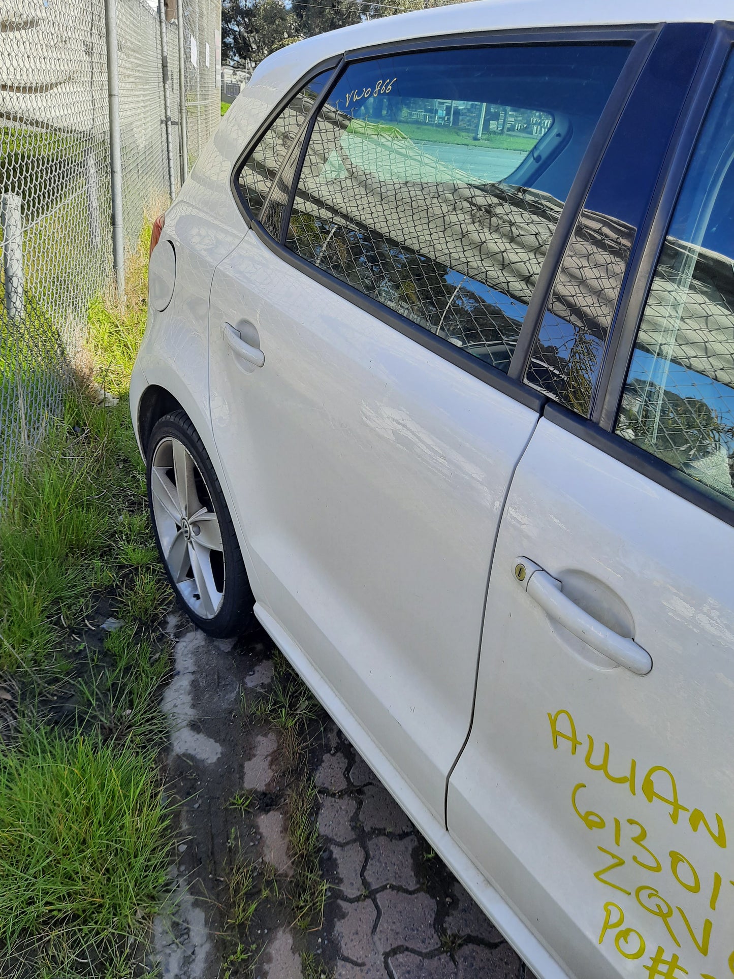 2013 VOLKSWAGEN POLO RIGHT REAR DOOR LOCK, 6R, P/N 6R4839016, 05/10-09/17 6R4839016 DOOR BOOT GATE LOCK