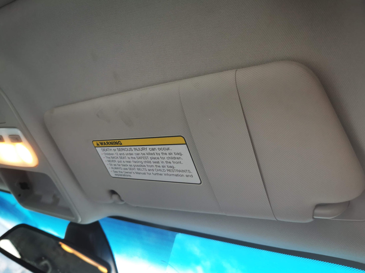 2011 RENAULT FLUENCE X38 09/10-01/16 243510001R FUSE BOX