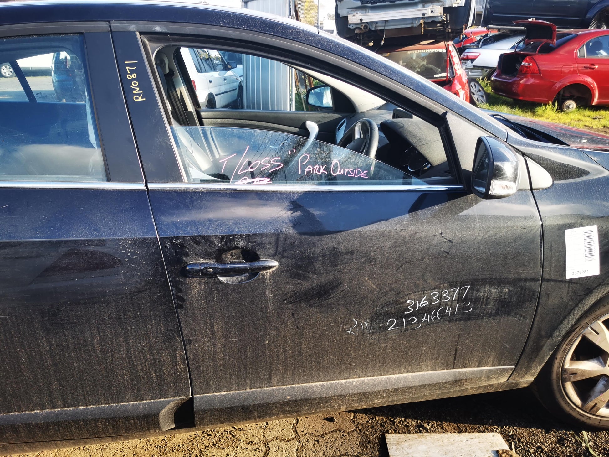 2011 RENAULT FLUENCE X38 09/10-01/16 823010015R LEFT REAR DOOR WINDOW