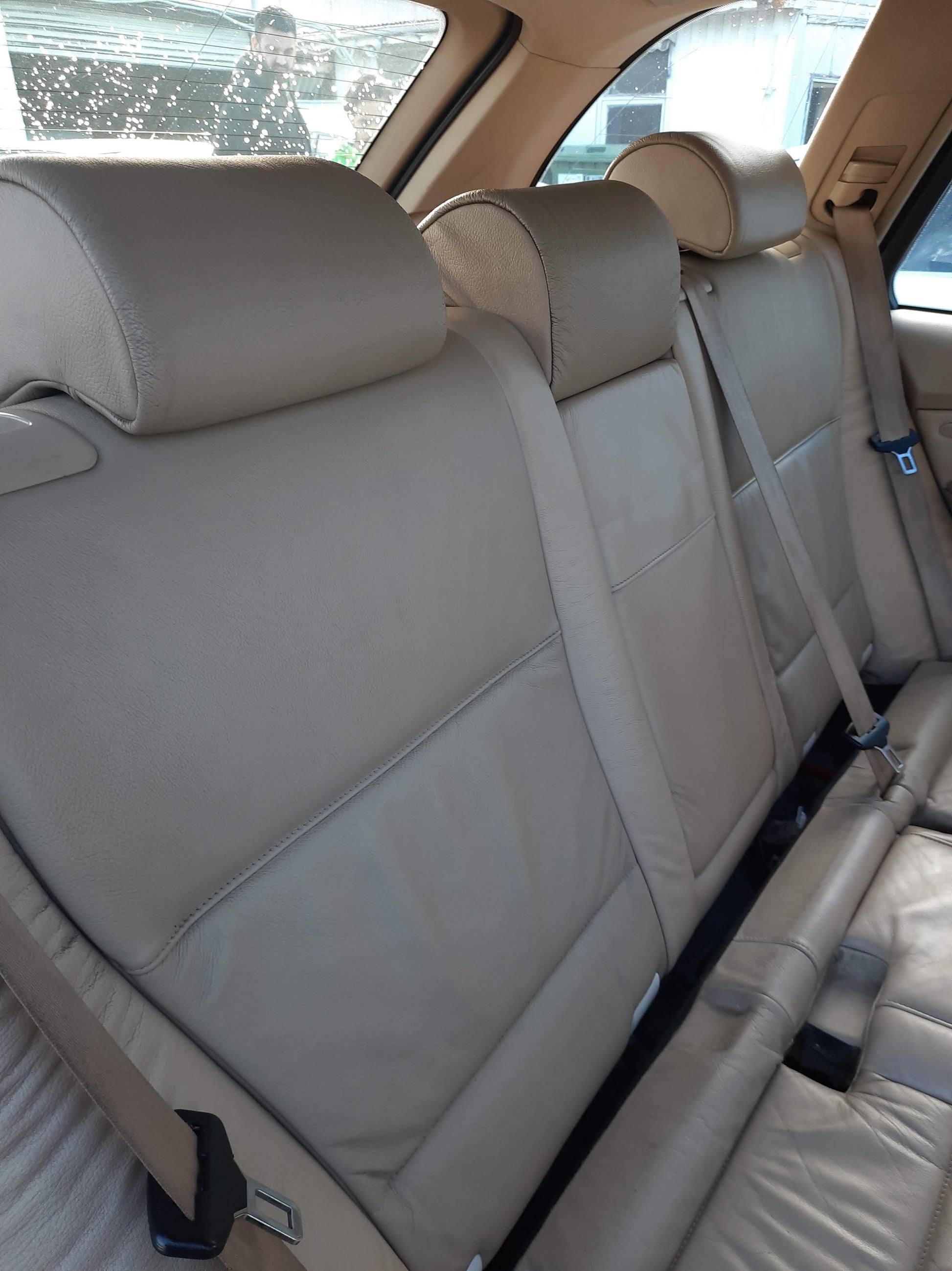 2001 BMW X5 E53, SINGLE GLAZE, 11/00-08/06  LEFT REAR DOOR WINDOW