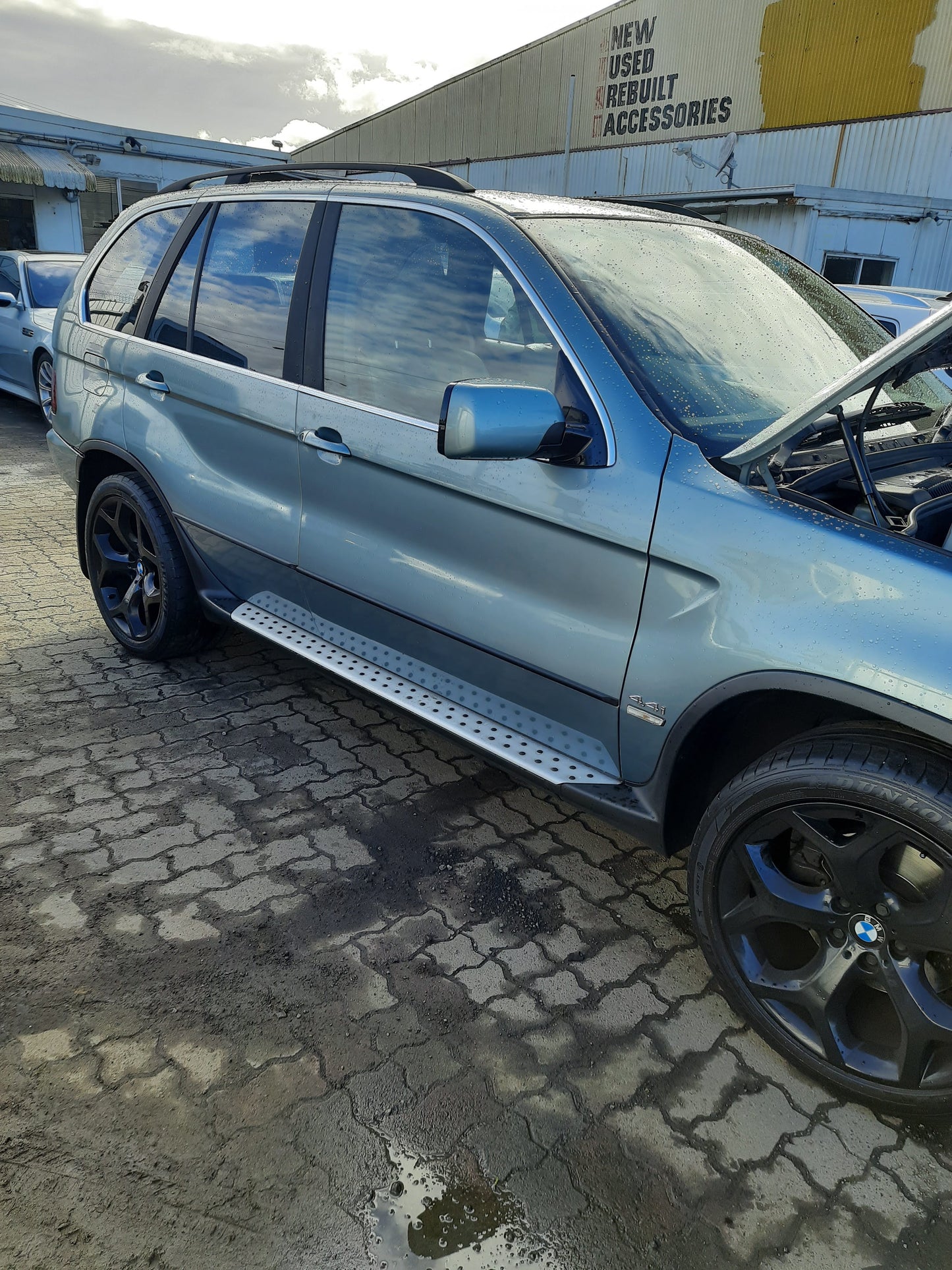 2001 BMW X5 AUTO, 4.4, M62, PETROL, E53, 11/00-12/06  RADIATOR