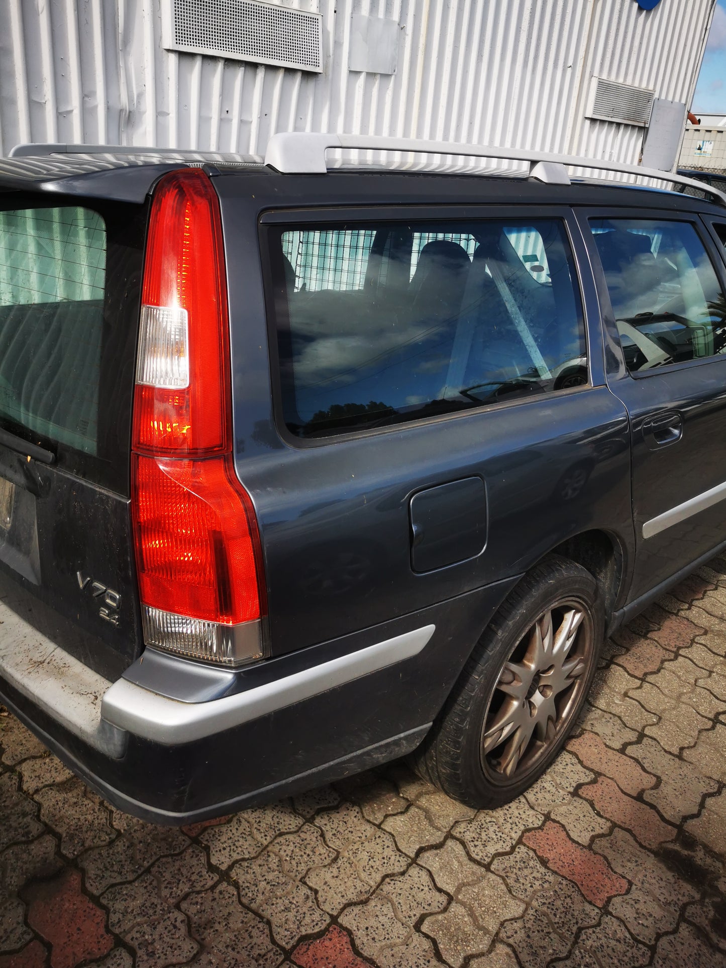 2003 VOLVO S70/V70/C70 04/97-12/07  ECU