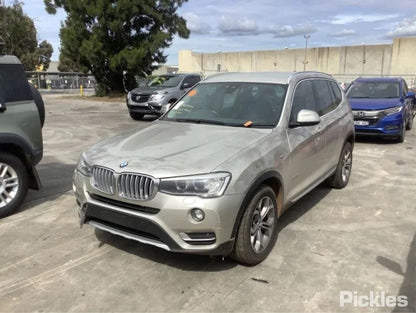 2014 BMW X3 F25, 03/11-07/17  COURTESY LIGHT