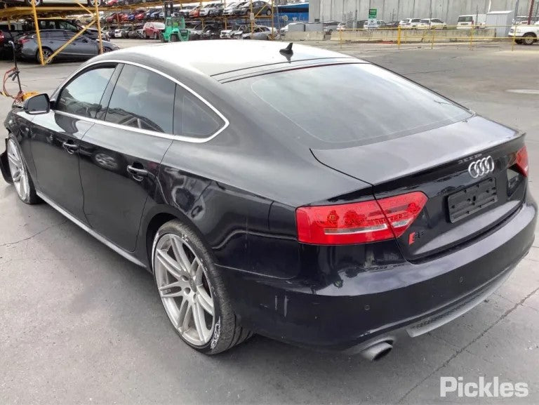 2010 AUDI A5/S5 RIGHT REAR DOOR LOCK, 8T, SINGLE ROW (6 PIN), P/N 8K0839016C, 10/09-11/16 8K0839016C DOOR BOOT GATE LOCK