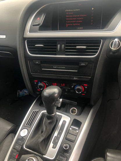 2010 AUDI A5/S5 SINGLE ZONE CLIMATE CONTROL, 8T, HEATED TYPE, 10/07-08/11  8T2820043AG HEATER AC CONTROLS