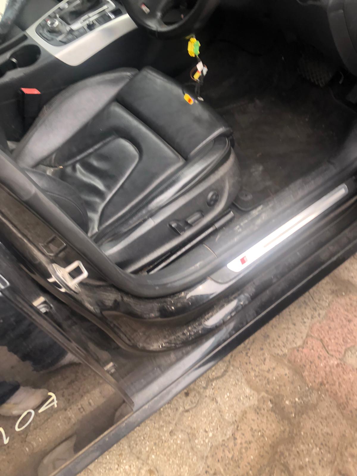 2010 AUDI A5/S5 RIGHT REAR DOOR LOCK, 8T, SINGLE ROW (6 PIN), P/N 8K0839016C, 10/09-11/16 8K0839016C DOOR BOOT GATE LOCK