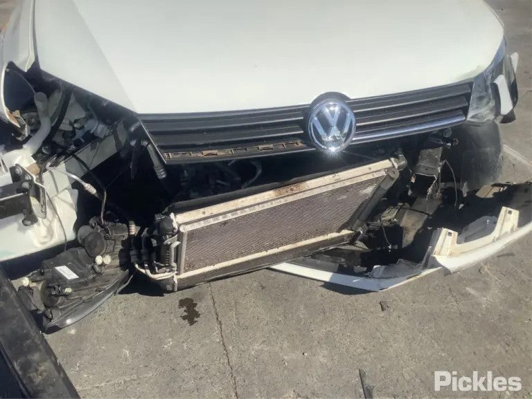 2016 VOLKSWAGEN POLO 6R, PETROL, 1.2, CJZD ENGINE CODE, 05/10-09/17  LEFT FRONT HUB ASSEMBLY