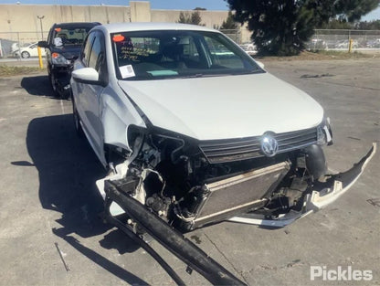 2016 VOLKSWAGEN POLO 6R, POWER, 5DR HATCH, 05/14-09/17  LEFT FRONT WINDOW REG MOTOR