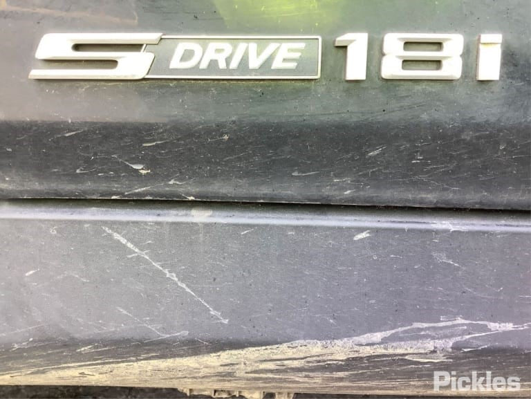 2010 BMW X1 E84, 04/10-07/15 51352990299 LEFT REAR DOOR WINDOW