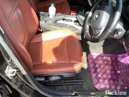 2010 BMW X1 E84, 04/10-07/15 51352990299 LEFT REAR DOOR WINDOW