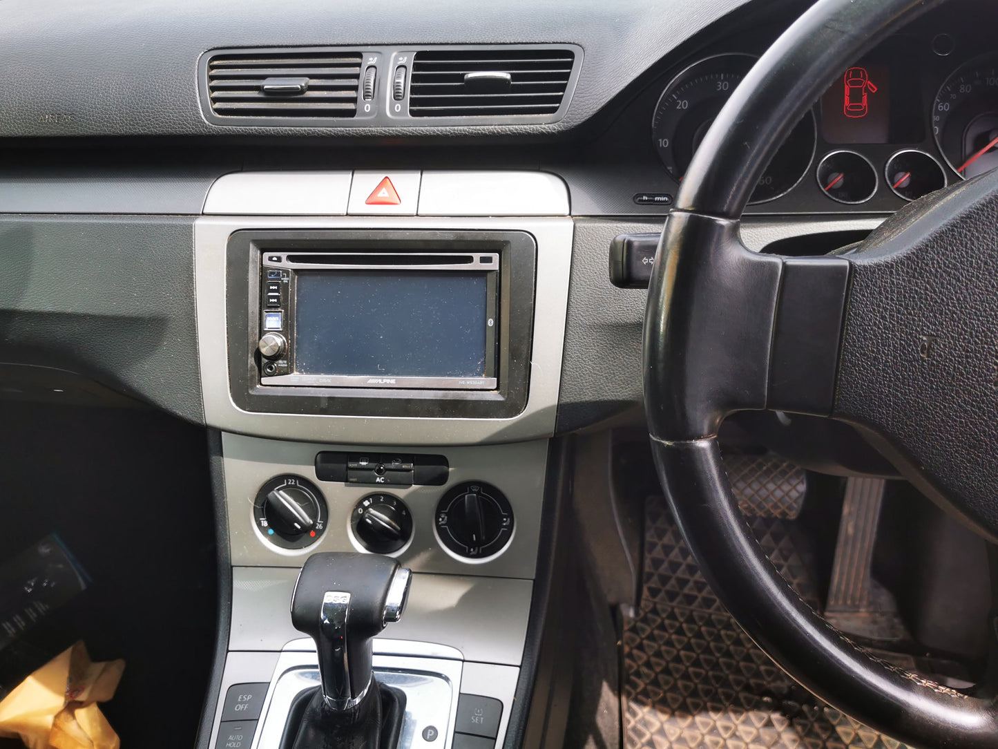 2008 VOLKSWAGEN PASSAT 3C/MK6 B6, WAGON, 03/06-09/10 3C9845025B LEFT REAR DOOR WINDOW