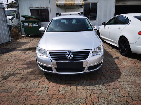 2008 VOLKSWAGEN PASSAT 3C/MK6 B6, WAGON, 03/06-09/10 3C9833055G LEFT REAR DOOR SLIDING