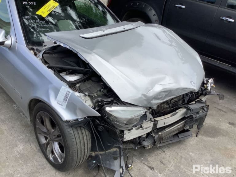 2009 MERCEDES CLC CLASS CL203 08/08-03/11 A2037203946 LEFT FRONT WINDOW REG MOTOR