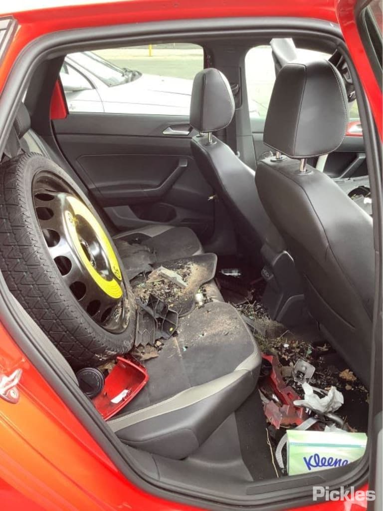 2018 VOLKSWAGEN POLO TAILGATE, AW-AE, 09/17-  WIPER MOTOR