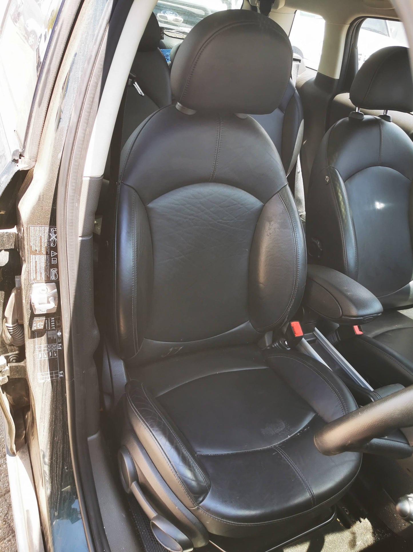 2012 MINI COOPER R55, WAGON, 03/08-05/14  LEFT FRONT DOOR WINDOW