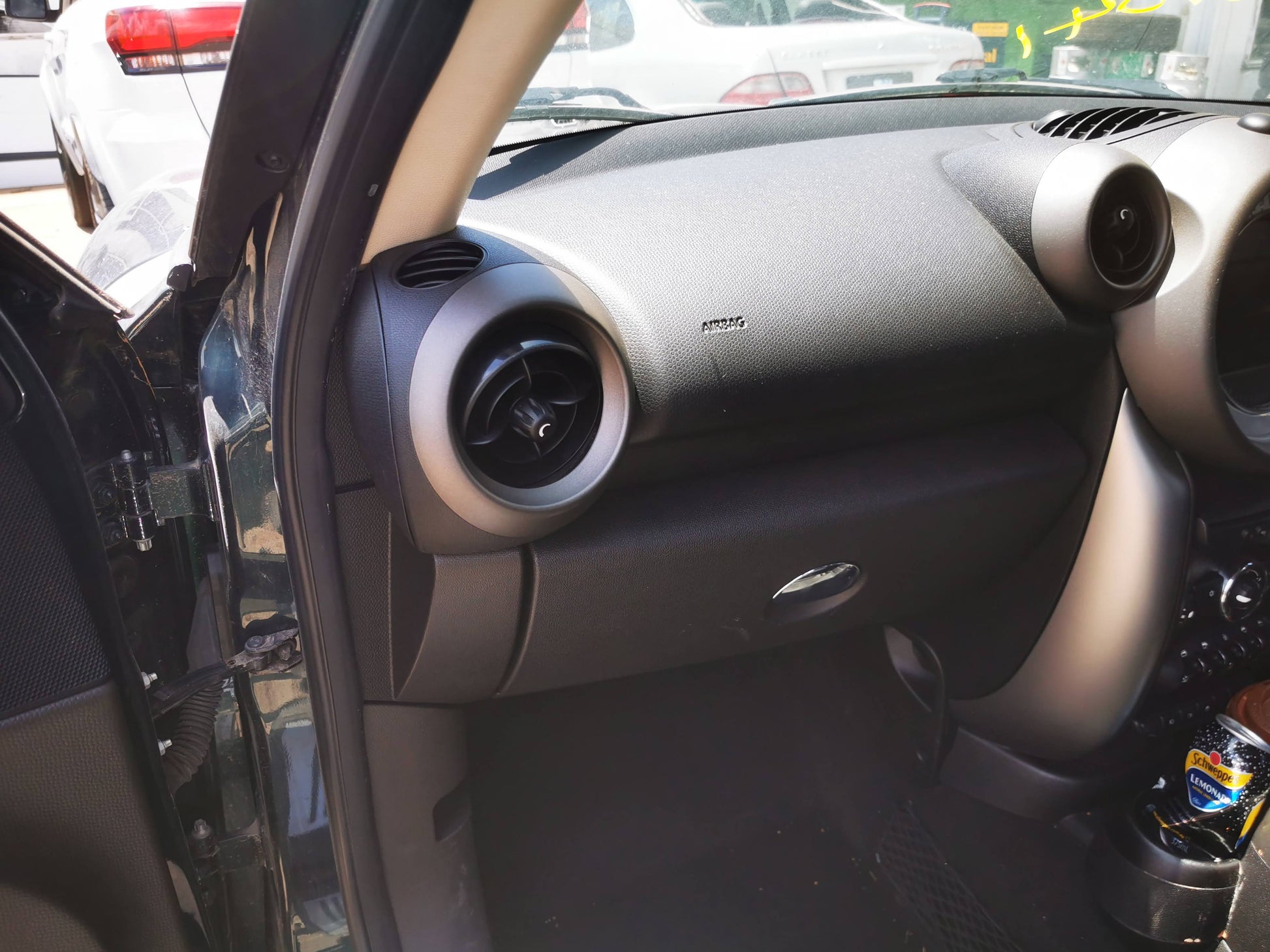 2012 MINI COOPER R55, WAGON, 03/08-05/14  LEFT FRONT DOOR WINDOW