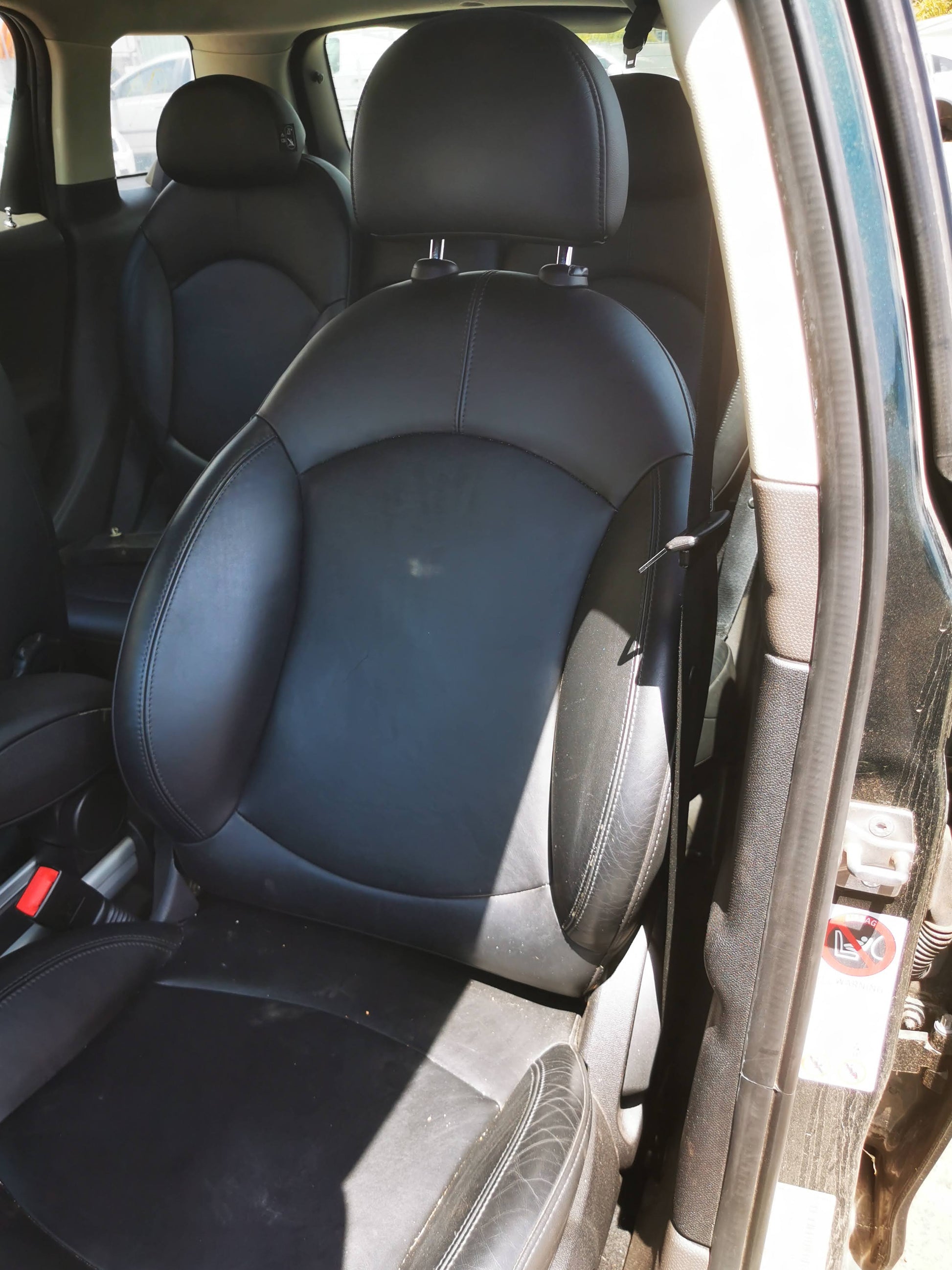 2012 MINI COOPER R55, WAGON, 03/08-05/14  LEFT FRONT DOOR WINDOW