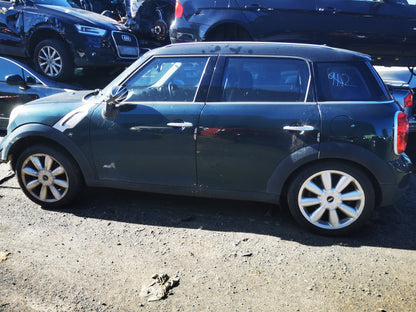 2012 MINI COOPER R60 COUNTRYMAN, HALOGEN, WHITE TURN INDICATOR TYPE, 01/11-09/16 63129801031 LEFT HEADLAMP