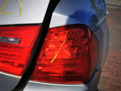 2010 BMW 3 SERIES BOOTLID LAMP (RH SIDE), SEDAN, E90, 10/08-01/12 63217289428 REAR GARNISH