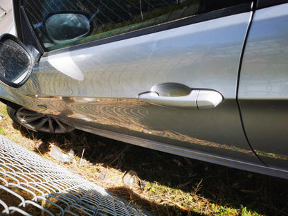 2010 BMW 3 SERIES BONNET GRILLE (RH SIDE), E90/E92/E93, SEDAN/COUPE/CABRIO, 03/07-09/13 51137201968 GRILLE