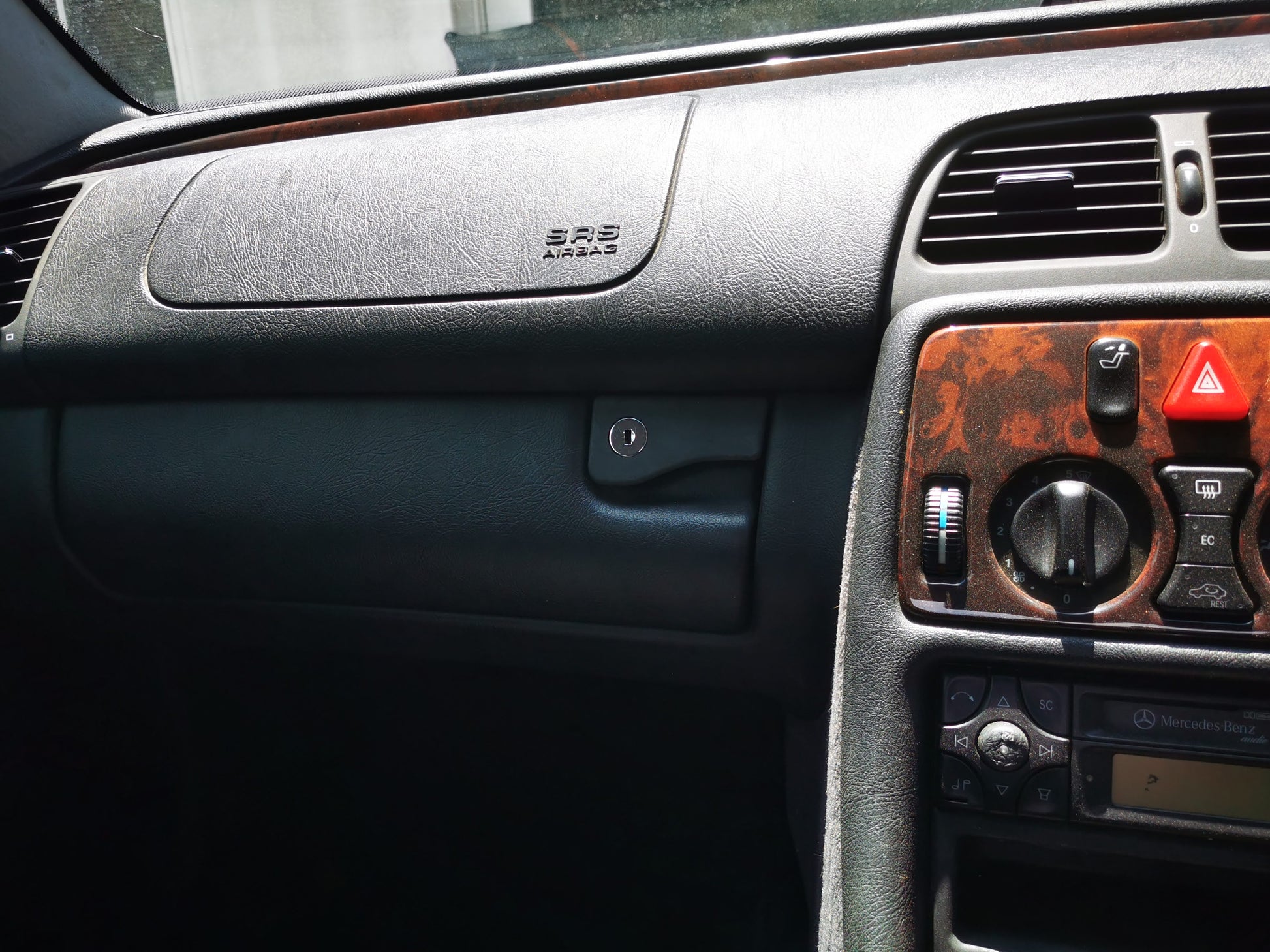 2000 MERCEDES CLK BUMPER BAR (CENTRE), C208/A208, 10/97-05/03 A2088800340  PA REAR BUMPER