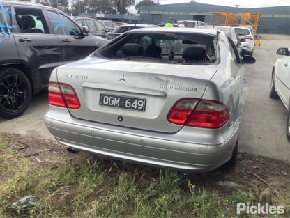 2000 MERCEDES CLK DOOR REG AND MOTOR ASSY, C208/A208, 10/97-05/03 A2087200746 LEFT FRONT WINDOW REG MOTOR