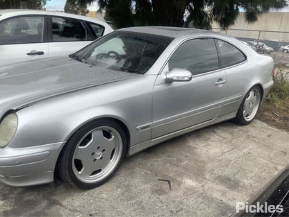 Wrecking 2000 MERCEDES CLK for Used Parts MB0929