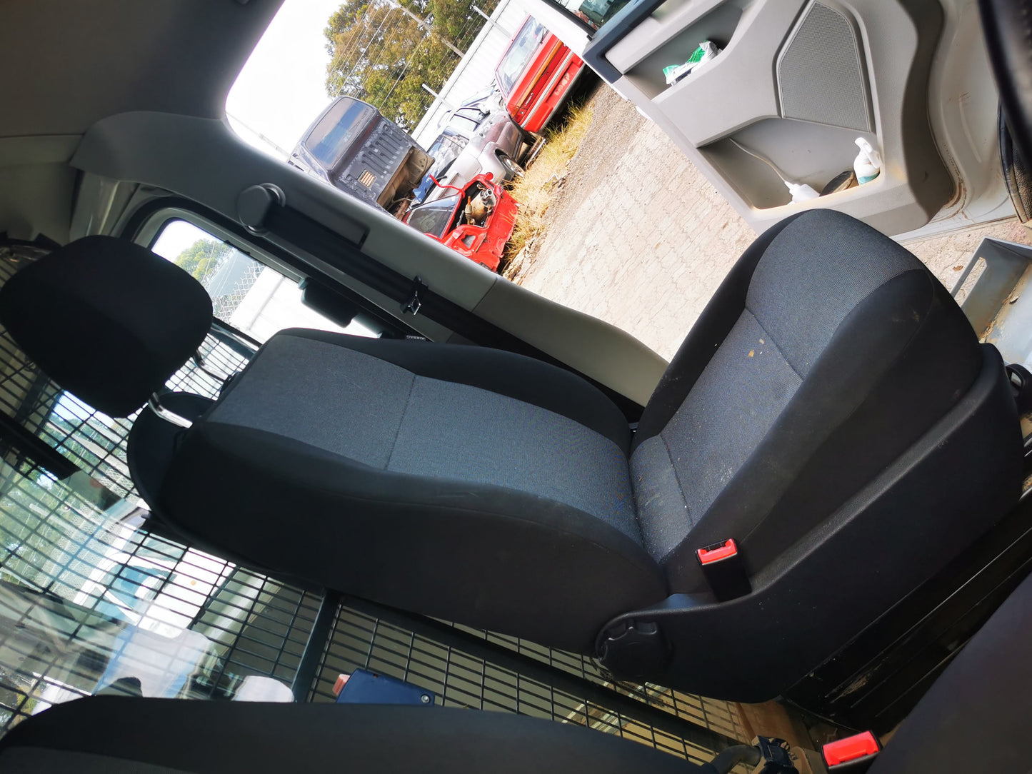 2016 VOLKSWAGEN TRANSPORTER LOWER (LH SIDE), T6, 07/15- 7E2858009 GLOVE BOX