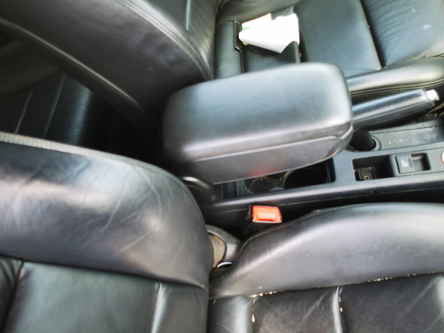 2010 AUDI A3 A3, 8P, CABRIO, NON FOLDING TYPE, 05/10-04/13 8P7858531E LEFT DOOR MIRROR