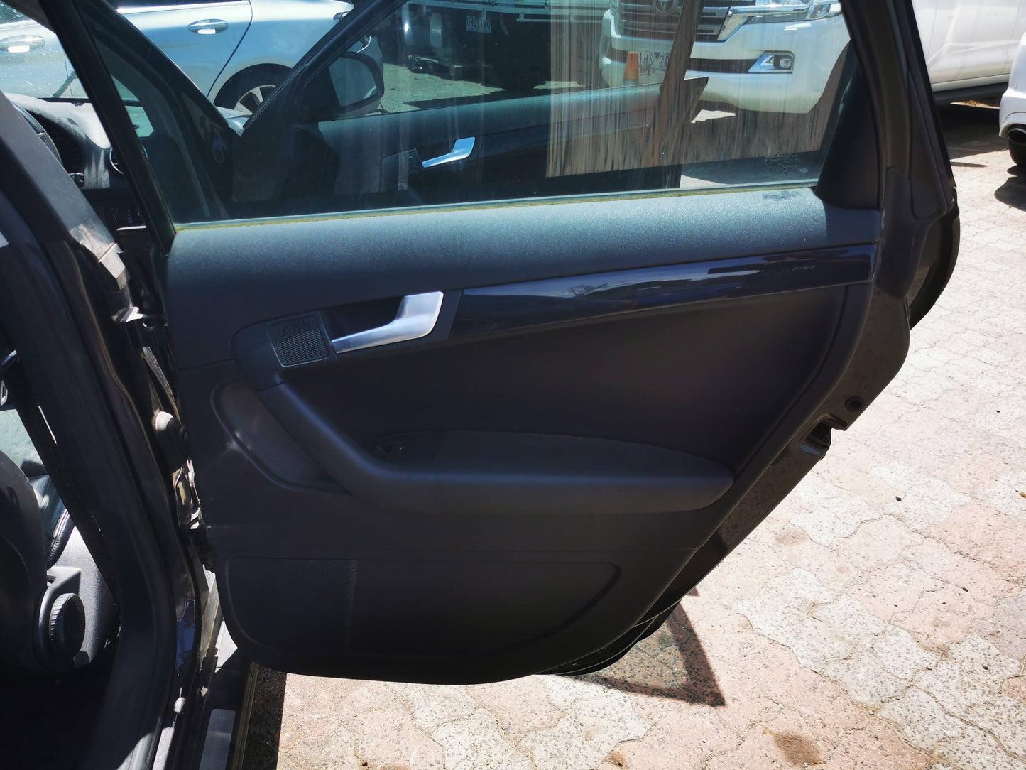 2005 AUDI A3 A3, STEERING WHEEL, 8P, 3DR/5DR HATCH, 06/04-07/08 8P0880201AJ RIGHT AIRBAG