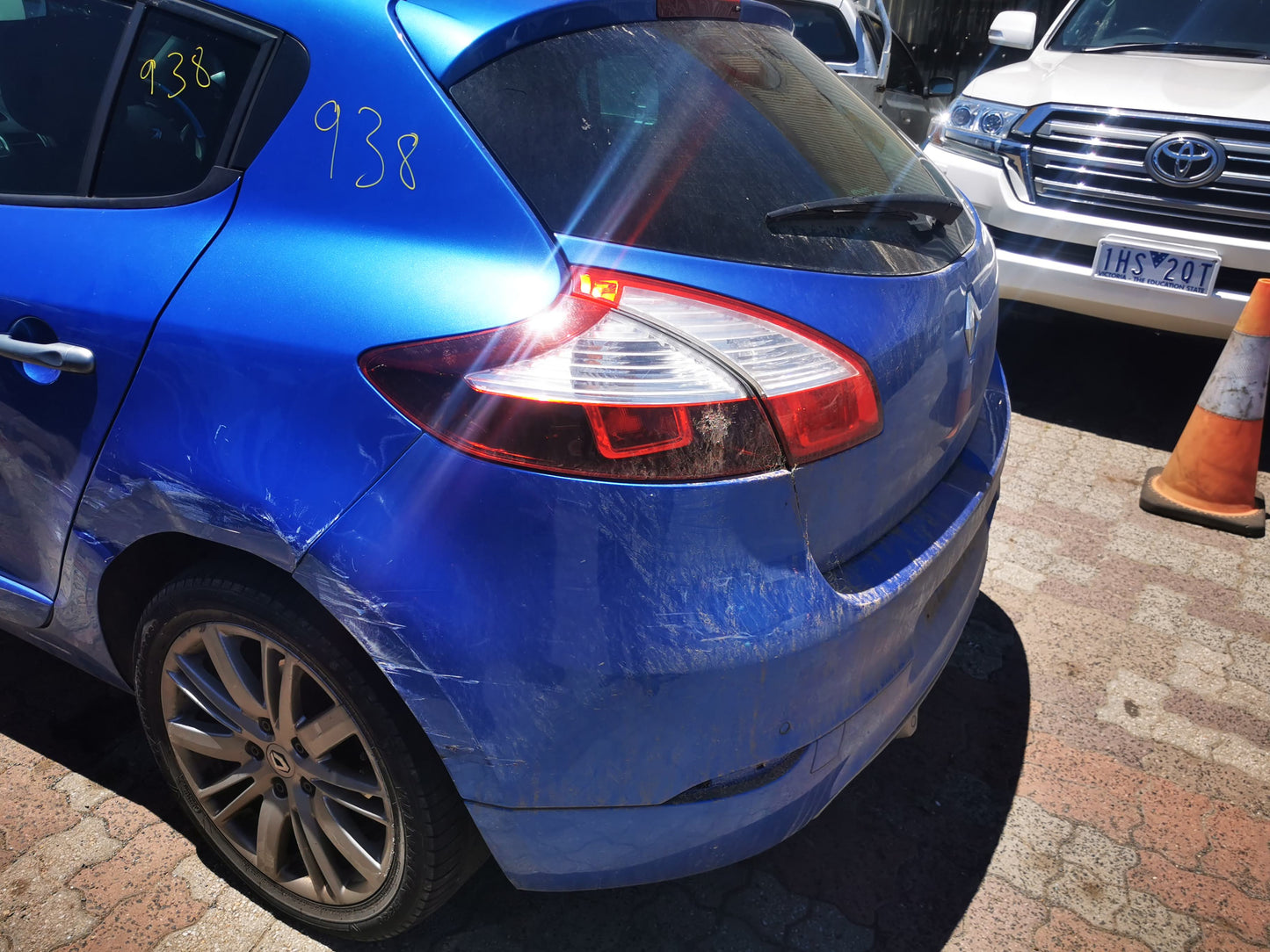 2013 RENAULT MEGANE TAILGATE LAMP (RH SIDE), X32/B95, 5DR HATCH, 09/10-05/16 265500009R REAR GARNISH