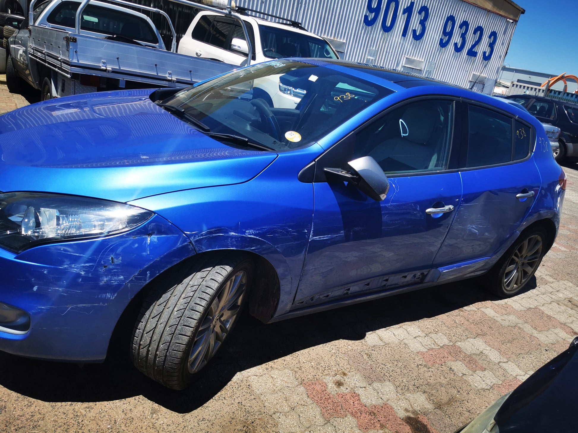 2013 RENAULT MEGANE BUMPER FOGLAMP, E95, CABRIO, GT-LINE, 09/10-06/13  LEFT INDICATOR FOG SIDE