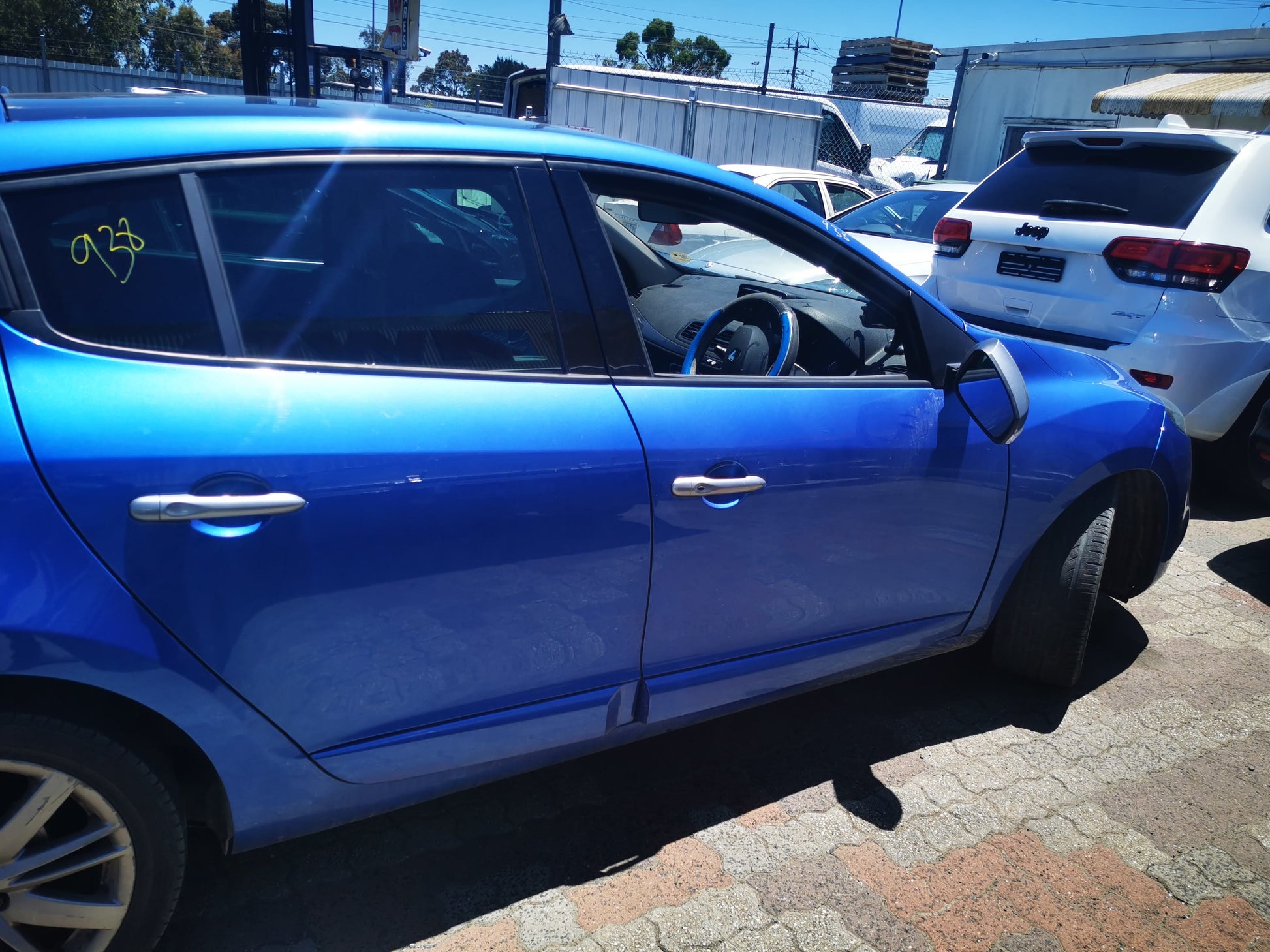 Wrecking 2013 RENAULT MEGANE for Used Parts RN0938