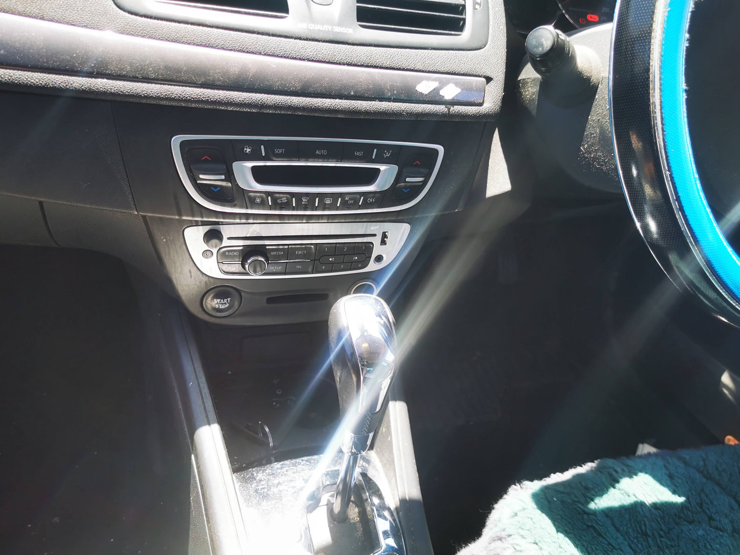 2013 RENAULT MEGANE BUMPER FOGLAMP, E95, CABRIO, GT-LINE, 09/10-06/13  LEFT INDICATOR FOG SIDE