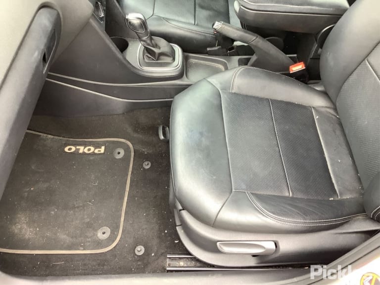 2017 VOLKSWAGEN POLO STEERING WHEEL, 6R, 05/14-09/17 6C0880201E RIGHT AIRBAG