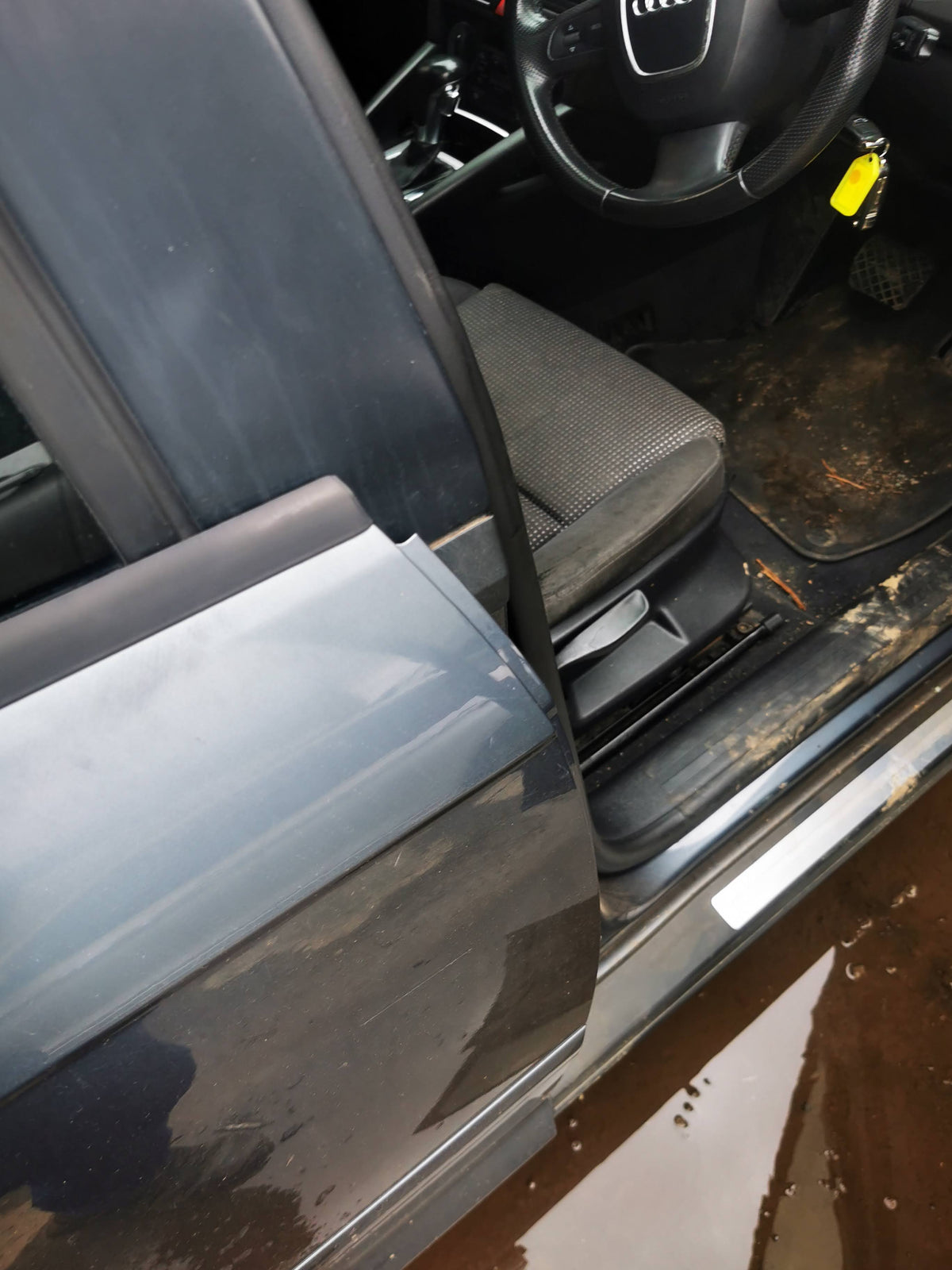 2006 AUDI A3 8P, 5DR HATCHBACK, 06/04-04/13 8P4845201A LEFT FRONT DOOR WINDOW