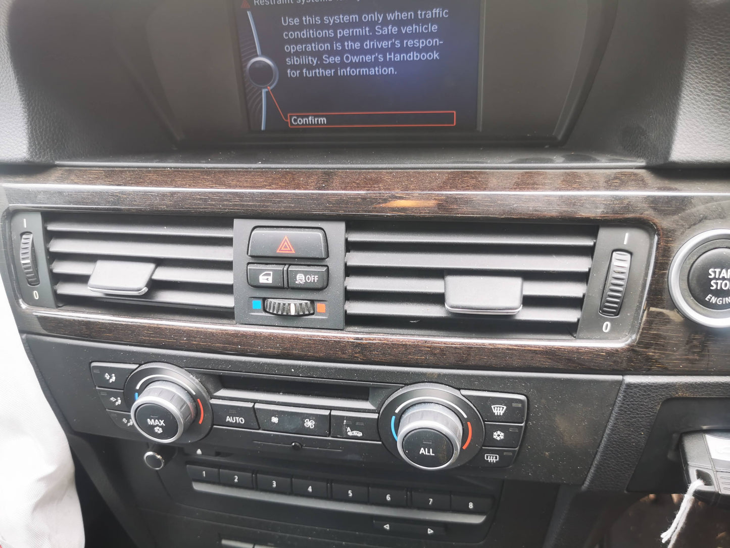 2011 BMW 3 SERIES E90/E91, SEDAN/WAGON, BI XENON, NON ADAPTIVE TYPE, 11/08-09/13 63117240250 RIGHT HEADLAMP