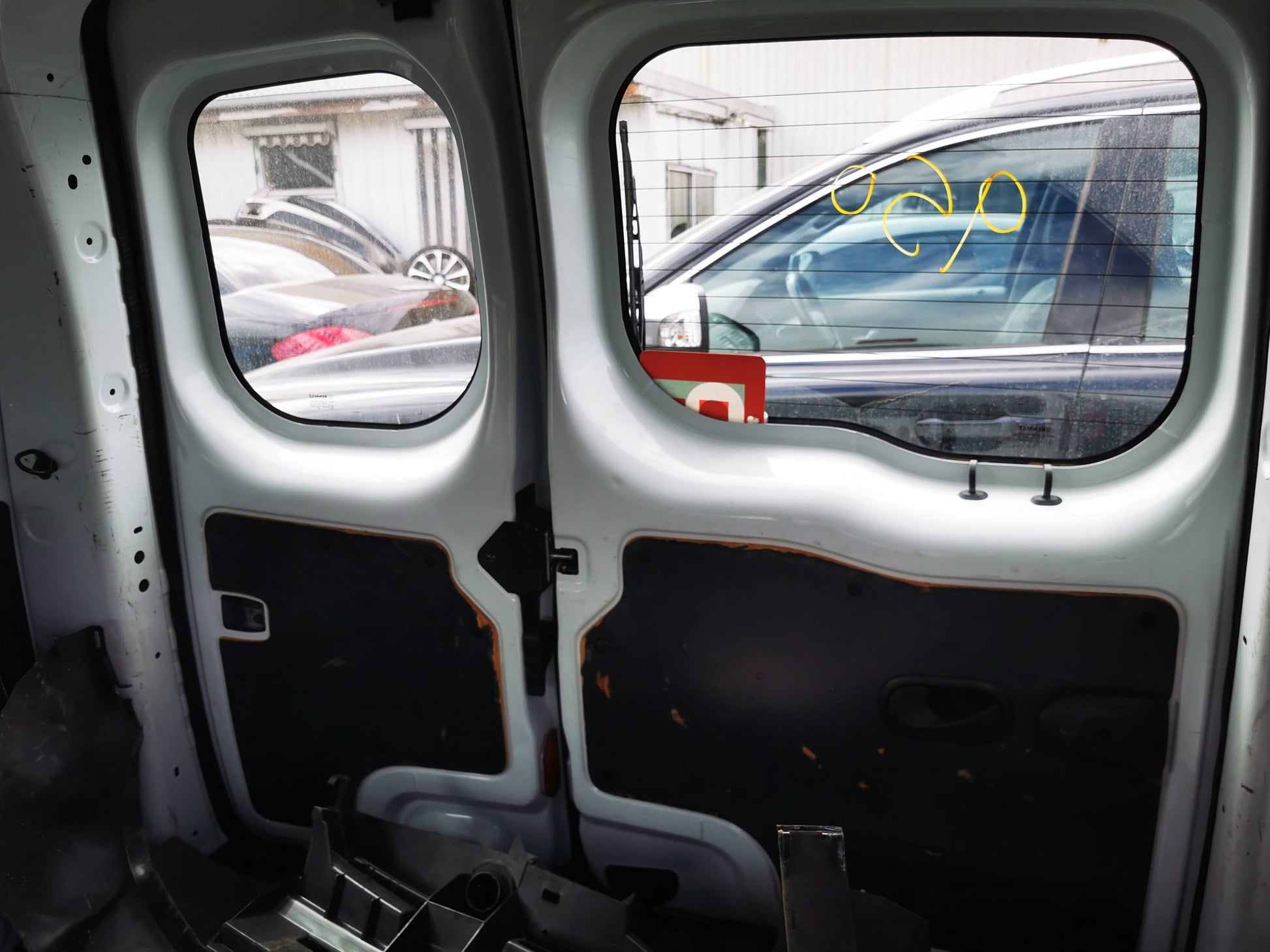 2015 RENAULT KANGOO LH FRONT, SEAT BELT ONLY (NO STALK), X61, 09/13- 8200448759 SEAT BELT STALK