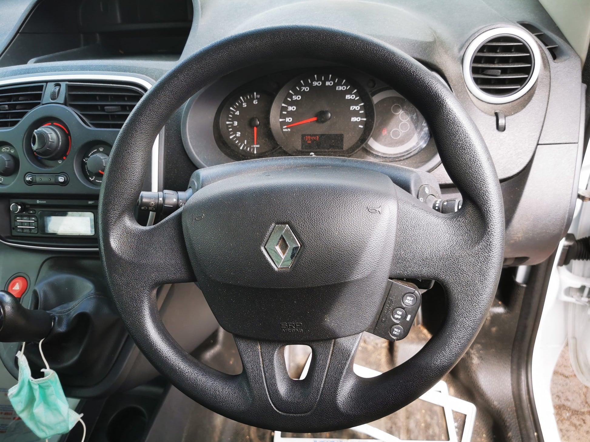 2015 RENAULT KANGOO PETROL, 1.6, X61, 10/10-06/16 8200266777 STARTER